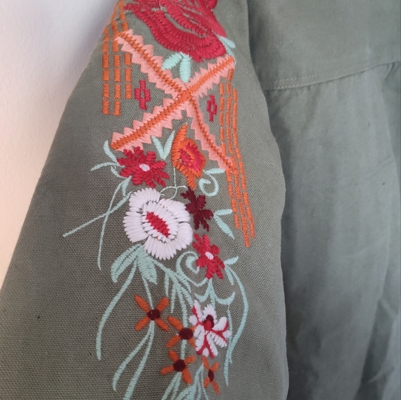 Green Zip-Up Jacket with Embroidered Sleeve Size 3X #583 - Picture 4 of 4